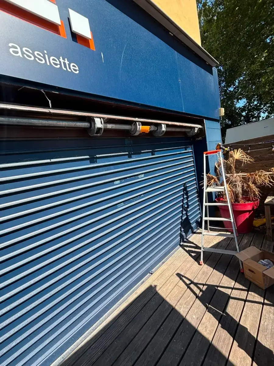 Installation et pose de rideau métallique à Meaux